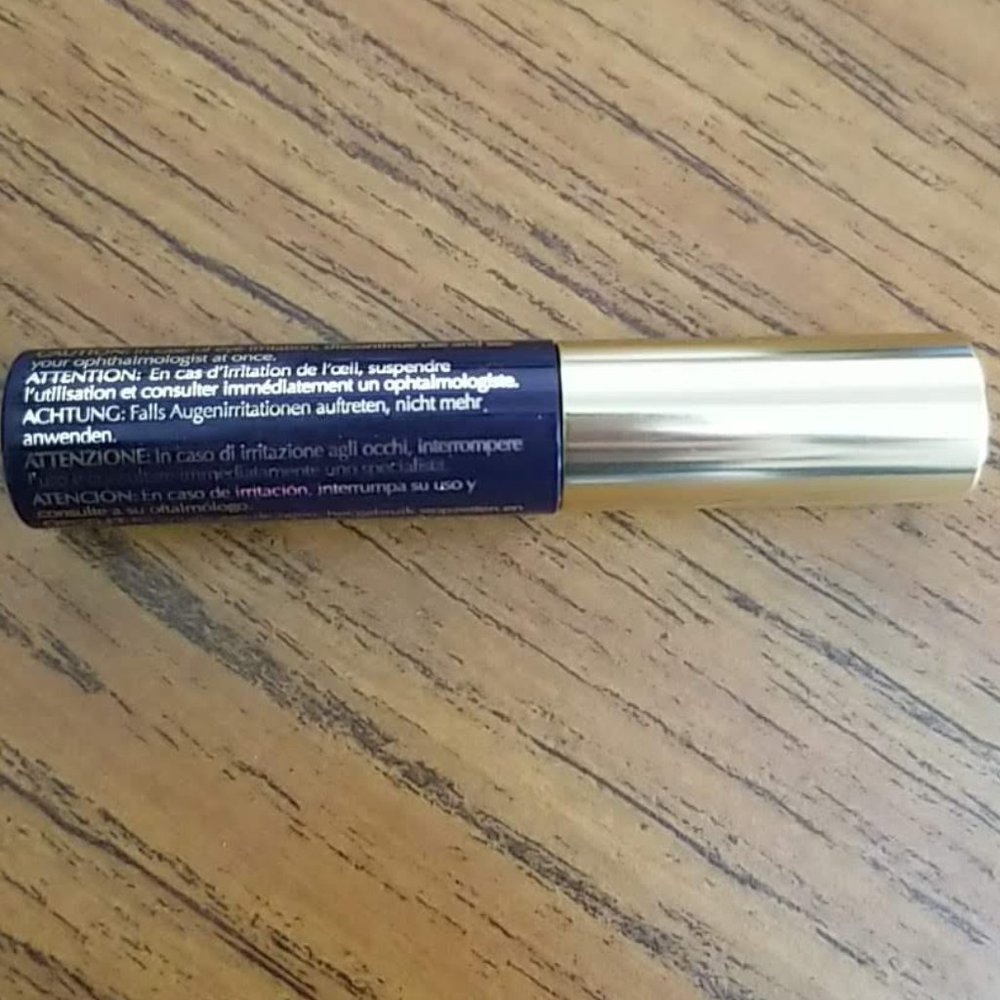 Estee Lauder Sumptuous Extreme Macara (LOT 3)